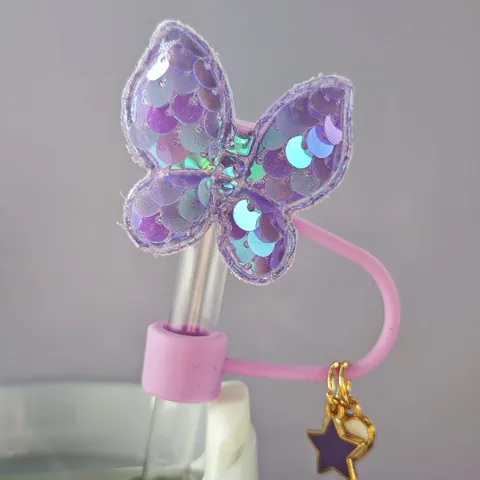 Carino Copertura per Cannuccia a Farfalla Tappo Antipolvere in Silicone Con Ciondolo Cuore Stella Accessori per Cannucce Riutilizzabili