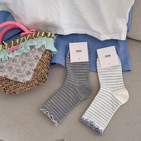 Women's Sweet Rolled Edge Striped Mid-Tube Socks Cotton Casual Crew Socks