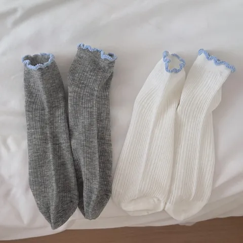 Women Casual Cotton Blend Mid Tube Socks Sweet Contrast Color Ruffle Mesh Breathable Fashion Socks Daily Wear