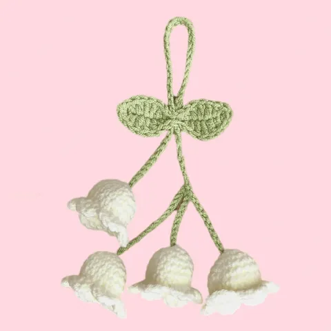 Handmade Crochet Lily Of The Valley Keychain Cute Wool Yarn Flower Car Bag Hanging Pendant Ornament Gift