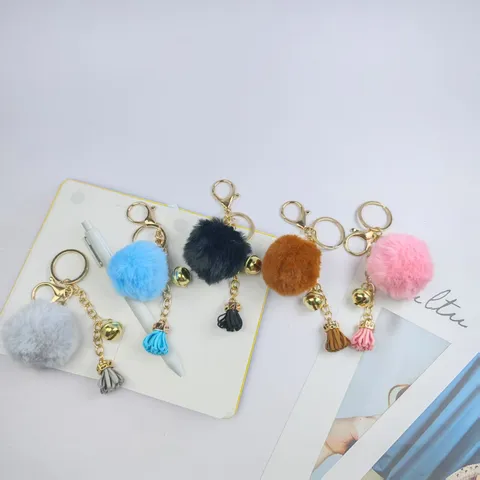 Kreativer Süßer Quasten Schlüsselanhänger Buntes Pompon Auto Schlüsselanhänger Tasche Plüsch Geschenk Glocke Anhänger Mode Accessoires