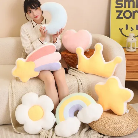 Mignon Série Fête Arc-en-Ciel Jouet en Peluche Oreiller Jetable Météore Nuage Lune Étoile Fleur Cœur Coussin de Canapé