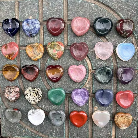 Natürlicher Herzförmiger Sorgenstein Daumenstein Amethyst Rosenquarz Handpolierter Kristall Heilung Meditation Stressabbau DIY Schmuckzubehör