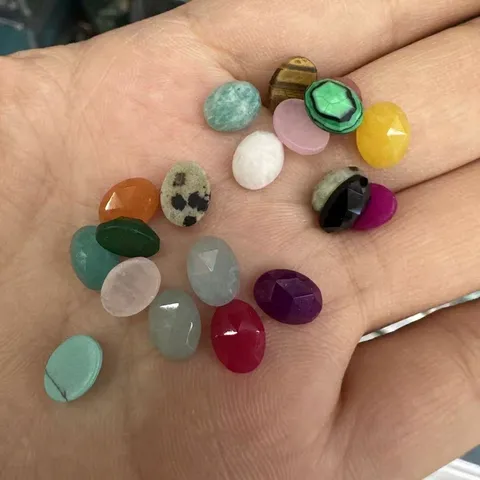 Perline Sfaccettate a Fondo Piatto Cabochon Ovale in Pietra Naturale per la Creazione di Gioielli Fai-da-te Collana Ciondolo Accessorio Mix Pietre