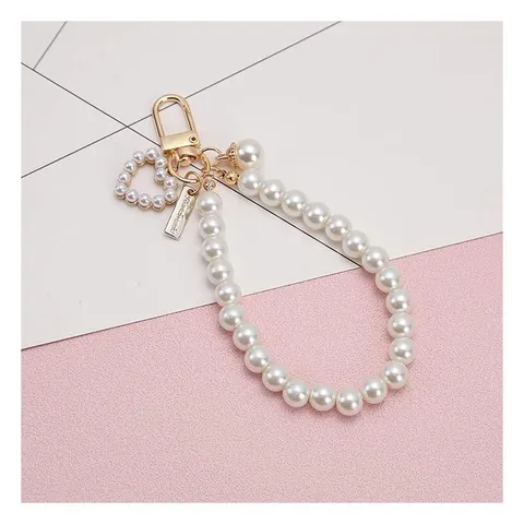 Portachiavi in Perla Artificiale Bianca Ciondolo a Forma di Cuore Portachiavi Dorato Donne Elegante Accessori Appesi per Borsa Auto Gioielli