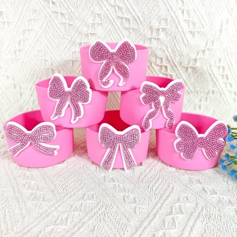 Roze Siliconen Kophoes Met Strass Strik Antislip Warmte-isolerende Beschermende Onderkant Hoes Voor Beker Waterfles Accessoires