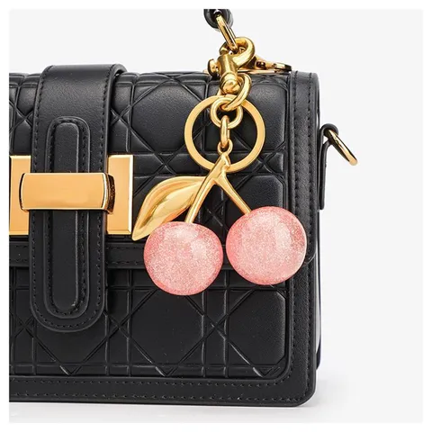Süßer Kirsch Schlüsselanhänger Taschenanhänger Künstliche Perle Legierung Glitzer Frucht Schlüsselring Geldbörse Anhänger Damen Modeaccessoires