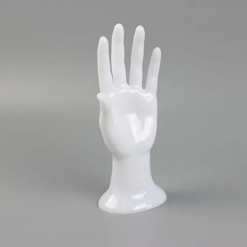 Plastic Hand Model Jewelry Display Stand Mannequin Hand For Ring Bracelet Glove Showcase Retail Jewelry Display Prop