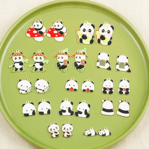 Schattige Zwart Wit Panda Legering Emaille Druppelolie Bedels Hangers DIY Sieraden Maken Sleutelhangers Kettingen Accessoires