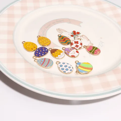 DIY Aleación Gota de Aceite Huevo de Pascua Conejo Colgantes Abalorios Esmaltado Lindo Dibujos Animados Joyería