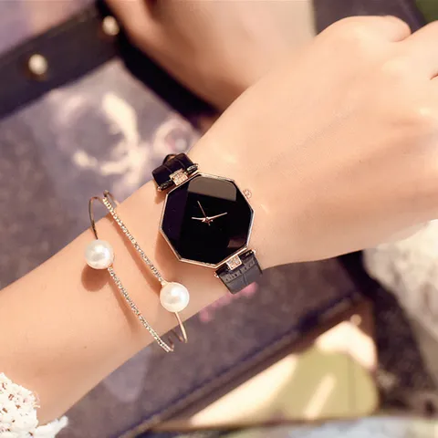 Mode Damen Rhombus Glasspiegel Quarzuhr Mit Kunstlederarmband Elegante Legierung Gehäuse Damen Armbanduhr Koreanischer Stil