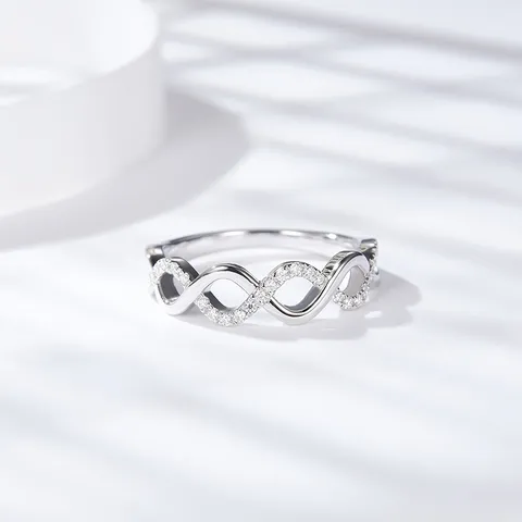 Moissanit Welle Kreuz Reihe Ring S925 Sterlingsilber Mikro Pavé Minimalistischer Ring Damen Echtschmuck