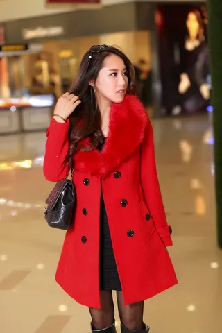 Manteau en Laine d'Hiver pour Femmes Boutonnage Croisé Manches Longues Revers Mi-Long Slim Fit Veste en Mélange de Laine Avec Col Fourrure Synthétique