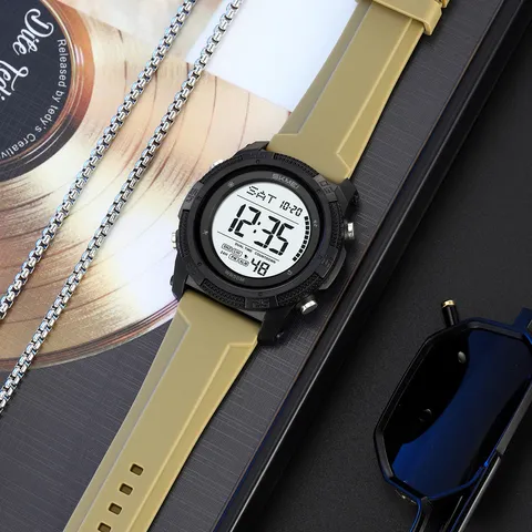 Orologio Sportivo Digitale da Uomo Impermeabile Cinturino in Silicone con Sveglia a Doppio Orario e Conto alla Rovescia