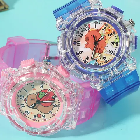 Simpatico Orologio al Quarzo per Bambini Cinturino in PVC Trasparente Luminoso Orologio da Polso per Studenti Modello Orso Capibara Regalo di Natale e Compleanno