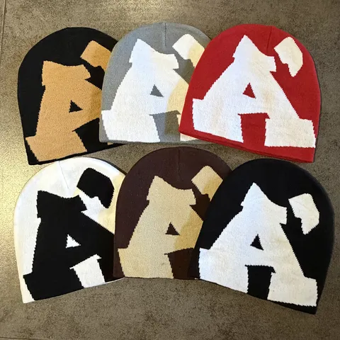 Gorro de Punto Minimalista American Street con Letra A para Hombre Mujer Otoño Invierno Cálido Hip Hop Jacquard Skull Cap Accesorio Streetwear Unisex