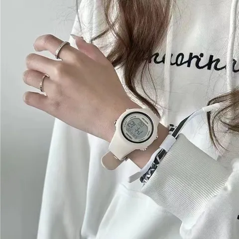 Preppy Style Minimalist Digital Watch For Students Rubber Strap Sport Electronic Watch With Metal Chain Bracelet Gift Box Set