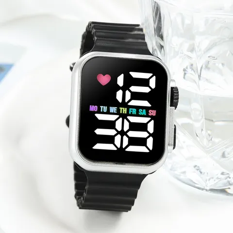 Montre Digitale Carrée à LED Électroplaquée de Mode Bracelet en Silicone Minimaliste Montre Bracelet Électronique Étudiant Pour Unisexe Quotidien Sport