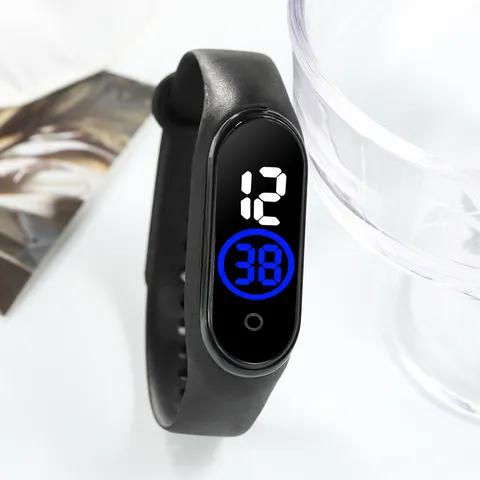 Minimalistische LED Elektronische Digitale Armbanduhr M4 Touchscreen Leuchtende Wasserdichte Sportuhr Für Schüler Unisex