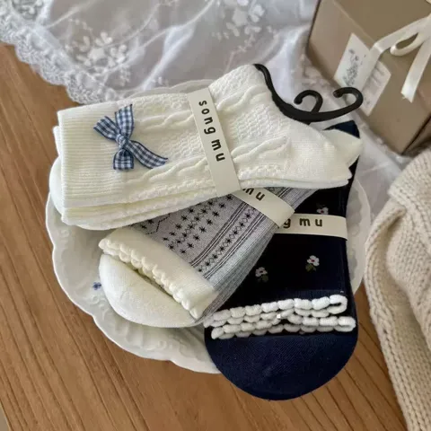 Calcetines de Tubo Medio de Algodón Peinado con Lazo Dulce para Mujer Calcetines Estampados de Flores y Lunares Ropa Diaria Casual