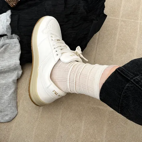 Women's Modal Blend Solid Color Lace Trim Hollow Out Crew Slouch Socks Breathable Casual Spring Summer Socks Hosiery