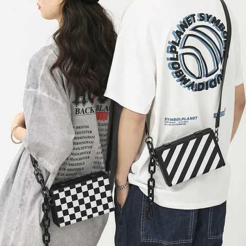 Sac Boîte Unisexe en Cuir PU à Damier Rayures Diagonales Sac à Bandoulière Avec Grosse Chaîne Sac Carré Quotidien