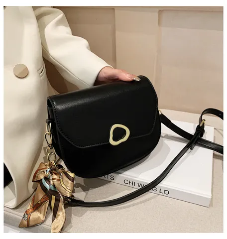 Nische Design PU Leder Satteltasche Für Damen Mode Umhängetasche Vintage Einfarbig Schultertasche Mit Schal Dekoration