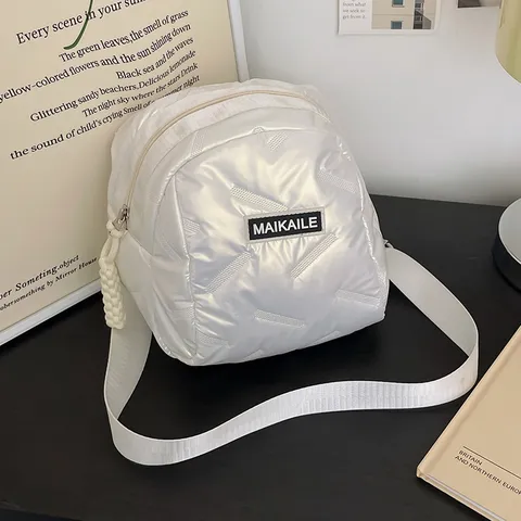 Mode Raumfahrt-Baumwoll Umhängetasche Damen Gesteppte Puffer Stil Kleine Schulter Eimertasche Leichte Pendler Handtasche