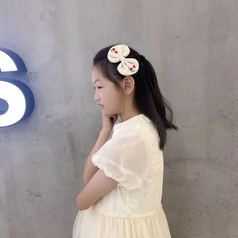 Kids Cherry Bow Hair Clips Princess Hair Accessories Handmade Fabric Embroidered Cherry Alligator Clips For Girls Hairpins