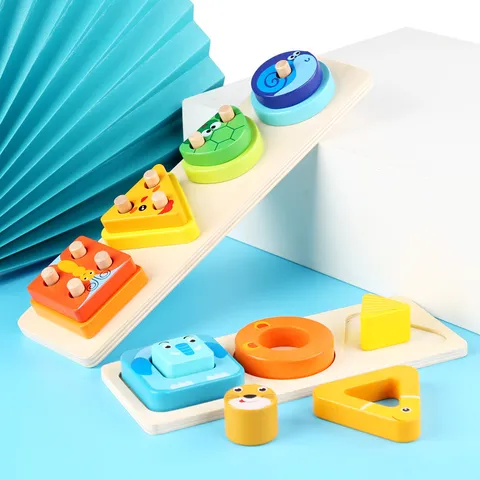 Hölzernes Kinderspielzeug mit Tierform-Zuordnung und geometrischen Sortiersäulen Frühe pädagogische Lernspielzeug