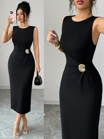 Women's Elegant Sexy Solid Color Round Neck Sleeveless Maxi Dress Slim Fit Bodycon Long Dress With Metal Buckle Office Party