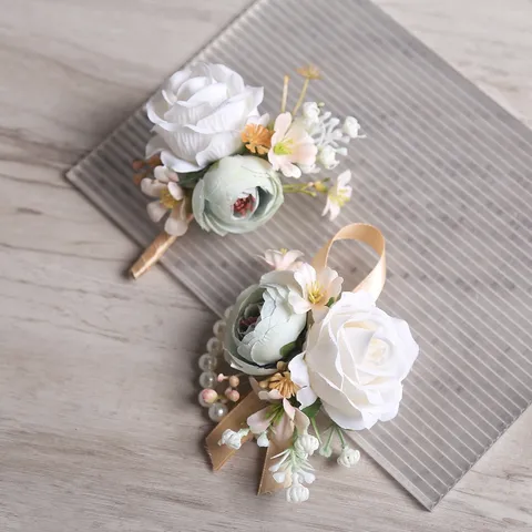 Set Boutonnière e Corsage da Polso in Fiore di Seta Artificiale Rosa Bianco Verde per Festa di Matrimonio Celebrazione Decorazione Floreale