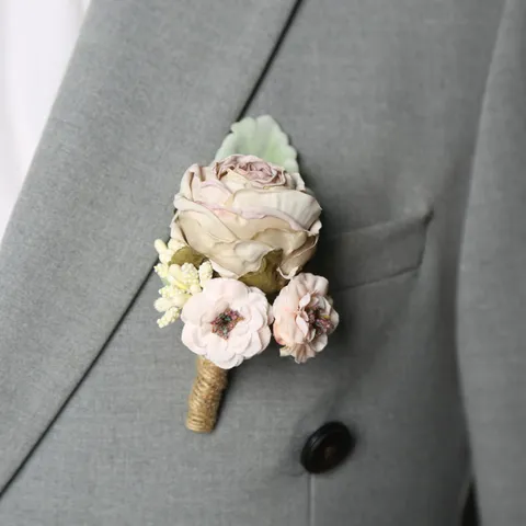 Handmade Artificial Rose Boutonniere European Style Silk Flower Groom Corsage Wedding Party Suit Decor Lapel Pin