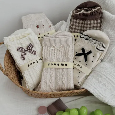Women's Sweet Bowknot Polka Dot Floral Knit Crew Socks Cute JK Lolita Style Cotton Mid-Tube Socks Daily Casual Hosiery