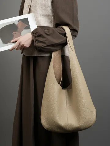 Borsa Tote Minimalista in Vera Pelle di Vacchetta per Donna Grande Capacità Borsa Hobo a Spalla Urbana