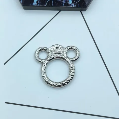 Porte-clés en Métal en Alliage de Zinc Anneau à Ressort Design Mignon Ours Lapin Fleur Anneau de Clé de Voiture Pendentif de Sac Accessoires de Quincaillerie DIY