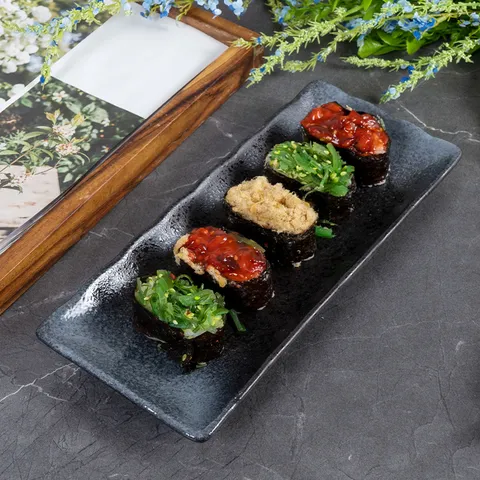 Plat Onde en Céramique Rectangulaire de Style Japonais Plaque à Sushi Collation Commerciale Vaisselle Glacée Pour Restaurant