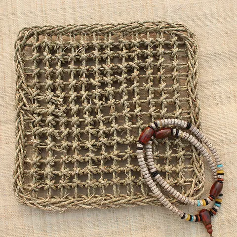 Natural Straw Woven Pet Mat Wear Resistant Cat Scratch Board Dog Bed Summer Cool Pet Crawling Mat Pet Rest Supply