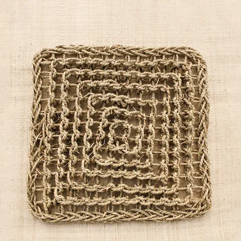 Natural Straw Woven Pet Mat Wear Resistant Cat Scratch Board Dog Bed Summer Cool Pet Crawling Mat Pet Rest Supply