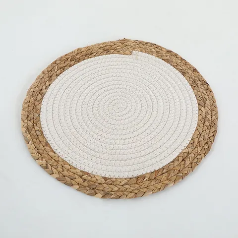 Set de Table Rond Tressé en Paille Minimaliste Fait Main Résistant à la Chaleur Décoration de Cuisine à la Maison