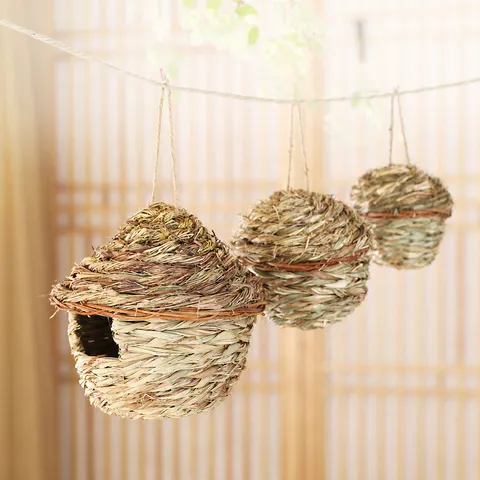 Handmade Natural Straw Woven Pet Bird Nest Hanging Breeding House Craft Creative Bird Cage Decor For Small Birds