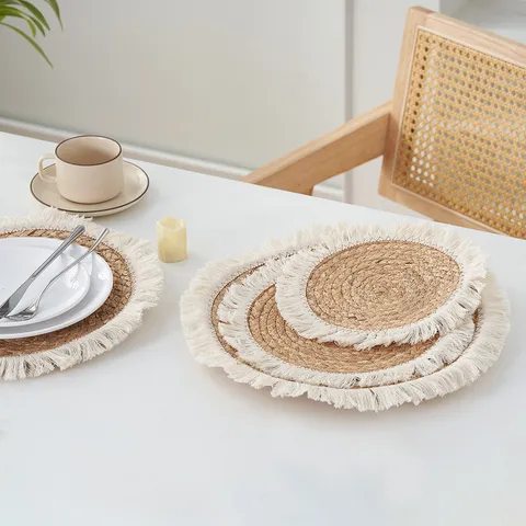 Handmade Woven Round Placemat Natural Water Hyacinth Table Mat With Tassel Edge Heat Resistant For Dining Kitchen