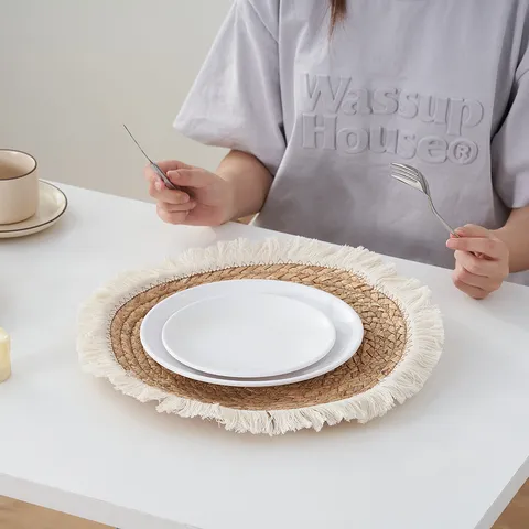 Handmade Woven Round Placemat Natural Water Hyacinth Table Mat With Tassel Edge Heat Resistant For Dining Kitchen