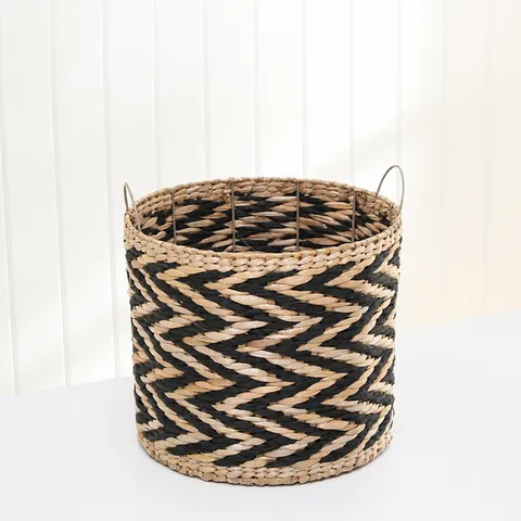 Handmade Woven Wicker Storage Basket Straw Storage Bin With Handles Geometric Stripe Desktop Organizer Home Sundries Container