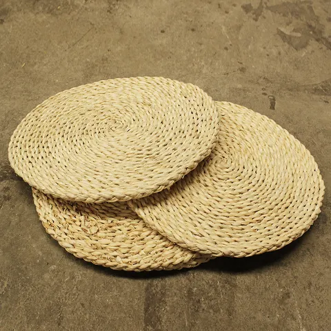 Handmade Natural Corn Husk Braided Tatami Floor Cushion Round Straw Meditation Mat For Home Decor Living Room