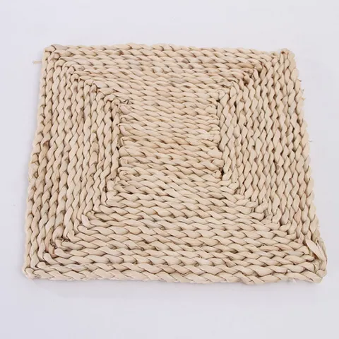 Natural Corn Husk Woven Placemat Heat Resistant Round Table Mat European Style Kitchen Tableware Dining Mat