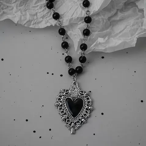 Collier Pendentif Chauve-souris Croix Cœur Gothique Y2K pour Femmes Vintage Choker en Perles Noires Alliage de Zinc Argent Bijoux Punk