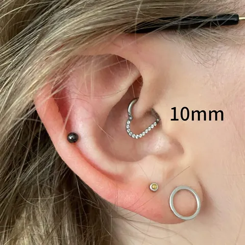 ASTM F136 Titanio Cuore Daith Piercing Gioielli Zirconia Intarsiato Cerniera Clicker Orecchino per Donna Uomo Septum Ring Orecchio Cartilagine Stud