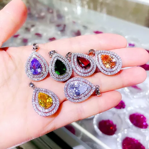 Fashion Zirconia Water Drop Pendant Necklace Elegant Micro Pave Pear Shaped Rhinestone Pendant Jewelry For Women Gift
