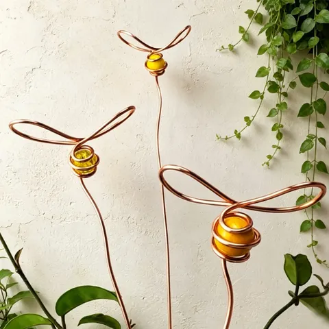 Handgefertigte Natürliche Kristall Biene Blumenarrangement Dekor Farberhaltende Kupferdraht Bienen Skulptur Für Haus Garten Blumentopf Dekoration